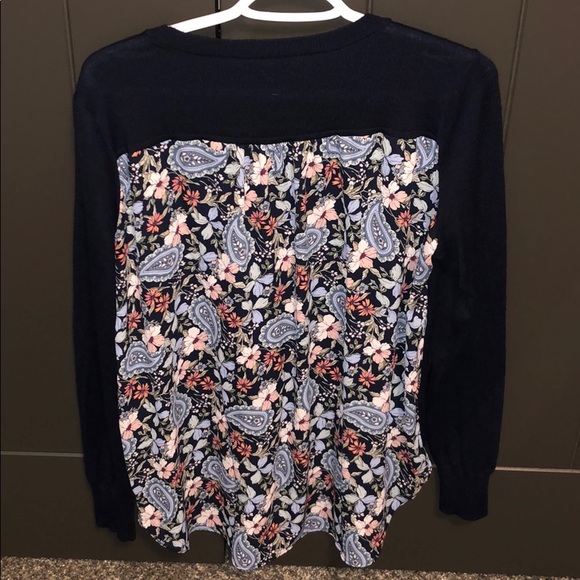 Loft Sweater - Picture 3 of 3